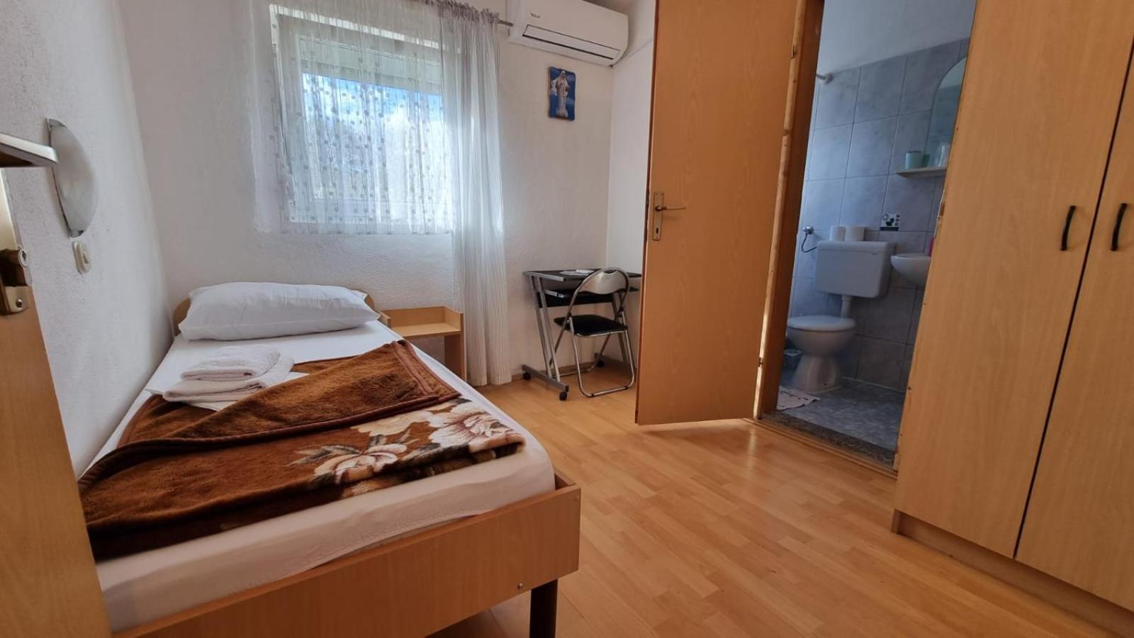 Ana Stjepan Nikolic - Pilgrim'S 2Nd Home Medjugorje Exterior foto