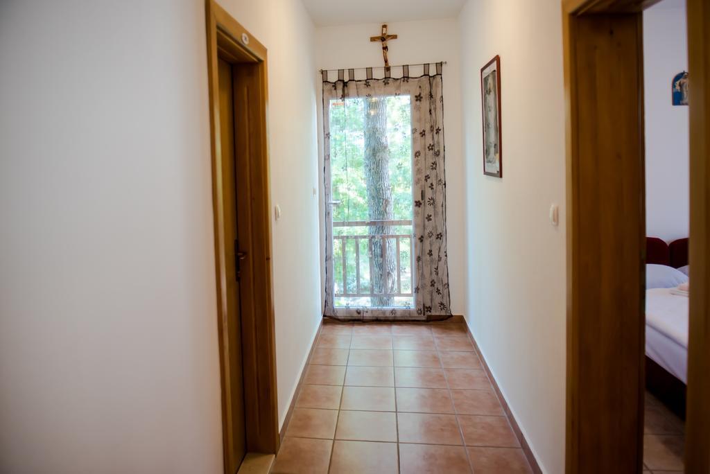 Ana Stjepan Nikolic - Pilgrim'S 2Nd Home Medjugorje Exterior foto