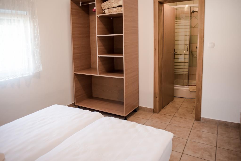 Ana Stjepan Nikolic - Pilgrim'S 2Nd Home Medjugorje Exterior foto